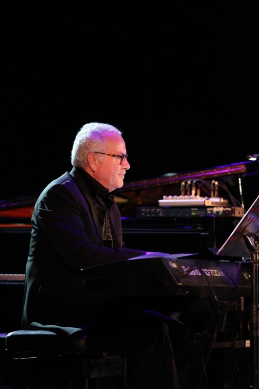 Bernard Sauvat Au Casino Du Liban